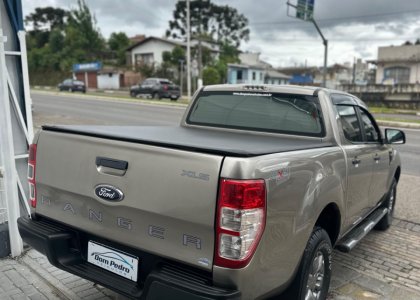 Ford Ranger XLS 2.2 4x4 CD Diesel Mec. 2014 Diesel