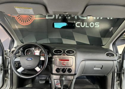 FORD FOCUS2.0 GLX 16V FLEX 4P AUTOMÁTICO