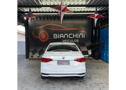 VOLKSWAGEN VIRTUS1.6 MSI TOTAL FLEX AUTOMÁTICO