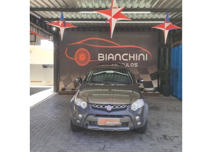 FIAT PALIO1.8 MPI ADVENTURE WEEKEND 16V FLEX 4P AUTOMÁTICO