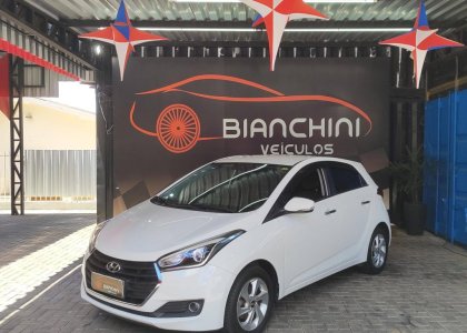HYUNDAI HB201.6 PREMIUM 16V FLEX 4P AUTOMÁTICO