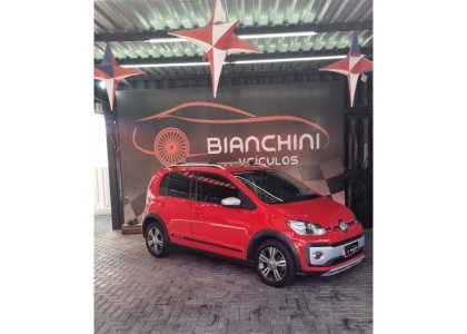 VOLKSWAGEN CROSS UP1.0 TSI 12V FLEX 4P MANUAL