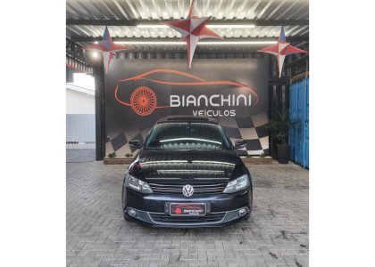 VOLKSWAGEN JETTA2.0 TSI HIGHLINE 211CV GASOLINA 4P TIPTRONIC