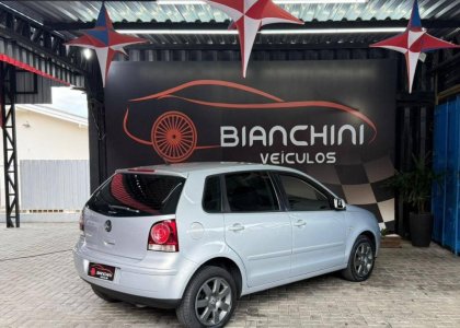 VOLKSWAGEN POLO1.6 MI 8V FLEX 4P MANUAL