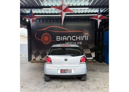 VOLKSWAGEN POLO1.6 MI 8V FLEX 4P MANUAL