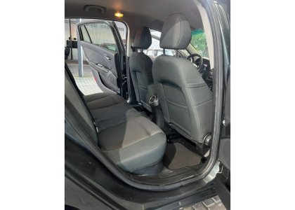 FIAT BRAVO1.8 ESSENCE 16V FLEX 4P AUTOMÁTICO