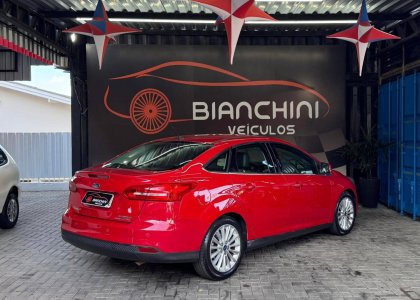 FORD FOCUS2.0 TITANIUM PLUS 16V FLEX 4P POWERSHIFT