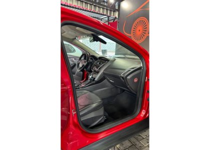 FORD FOCUS2.0 TITANIUM PLUS 16V FLEX 4P POWERSHIFT