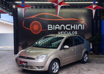 FORD FIESTA1.6 MPI SEDAN 8V FLEX 4P MANUAL