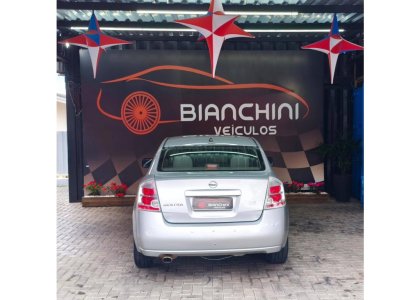 NISSAN SENTRA2.0 16V GASOLINA 4P AUTOMÁTICO