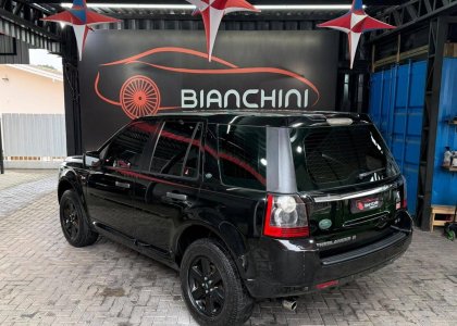 LAND ROVER FREELANDER 23.2 S 6V 24V GASOLINA 4P AUTOMÁTICO