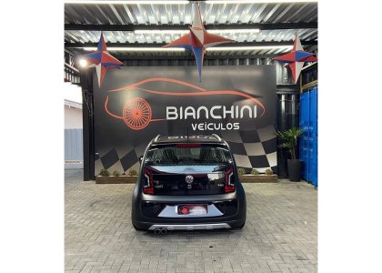 VOLKSWAGEN CROSS UP1.0 TSI 12V FLEX 4P MANUAL