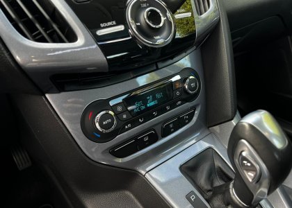 focus 2.0 titanium plus sedan