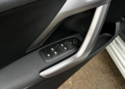 peugeot 208 1.6 griffe