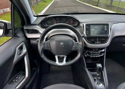 peugeot 208 1.6 griffe