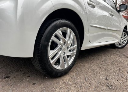 peugeot 208 1.6 active pack aut