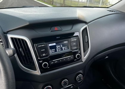 creta 1.6 at action