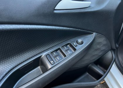 onix plus 1.0 mt lt2 2020 baixissima km