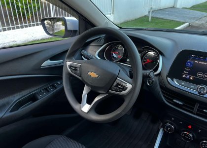 onix plus 1.0 mt lt2 2020 baixissima km