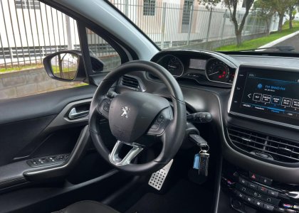 peugeot 2008 allure 1.6 at 2020