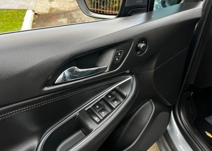 chevrolet cruze sedan lt