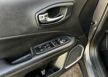 jeep compass longitude 2.0