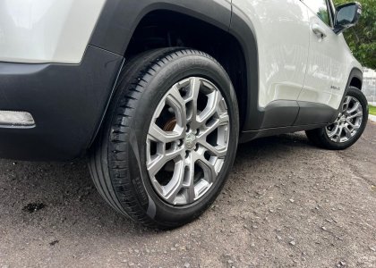 jeep renegade longitude t270 1.3 tb 4x2 flex aut 2025