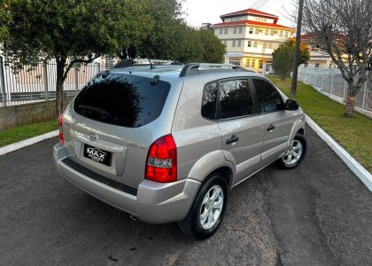hyundai tucson gl 20 l 2010