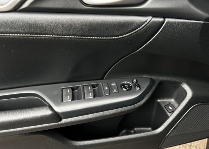 honda civic sedan touring 1.5 turbo 16v aut.4p 2017