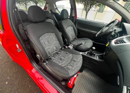 peugeot 207 hatch xr 1.4 8v flex 2p 2011