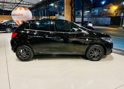 GM - Chevrolet ONIX HATCH SELEÇÃO 1.0 8V Flex 5p Mec. 2015 Flex