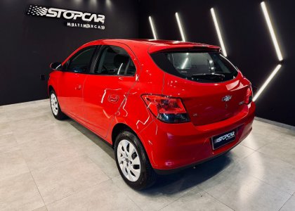 GM - Chevrolet ONIX HATCH LT 1.4 8V FlexPower 5p Mec. 2015 Flex