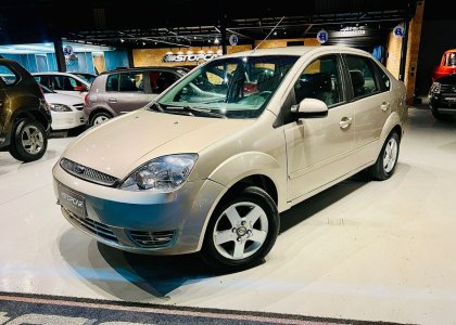 Ford Fiesta Sed. Personnalité 1.0 8V 4p 2006 Flex