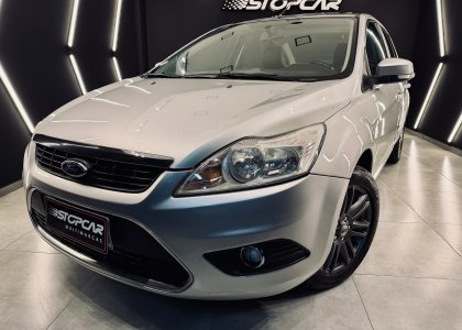 Ford Focus Ghia Sed. 2.0 16V/2.0 16V Flex Aut 2009 Flex