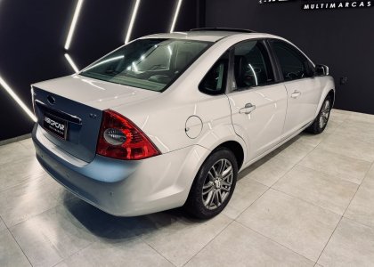 Ford Focus Ghia Sed. 2.0 16V/2.0 16V Flex Aut 2009 Flex