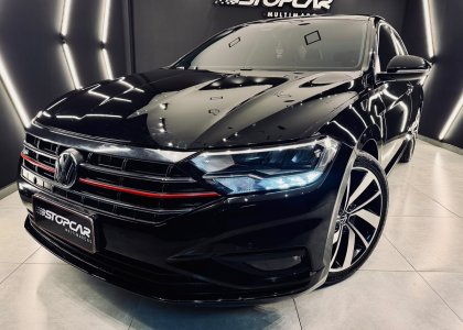 VW - VolksWagen JETTA Comfort. 250 TSI 1.4 Flex 16v Aut. 2018 Flex