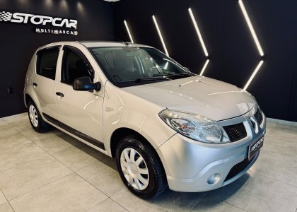 Renault SANDERO Expression Hi-Flex 1.0 16V 5p 2010 Flex