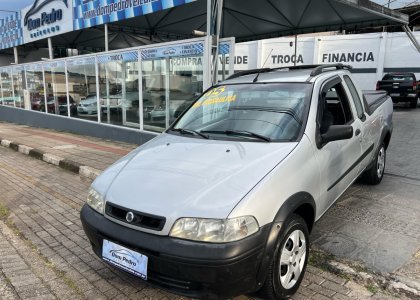 Fiat Strada 1.3 mpi Fire 8V 67cv CE 2005 Gasolina