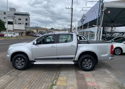 GM - Chevrolet S10 P-Up Advant. 2.4/2.4 MPFI F.Power CD 2016 Gasolina