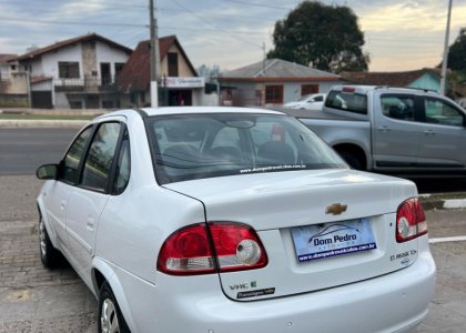 GM - Chevrolet Classic Life/LS 1.0 VHC FlexP. 4p 2013 Flex