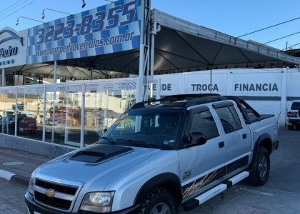 GM - Chevrolet S10 Pick-Up RODEIO 2.4 MPFI F.Power CD 2011 Flex