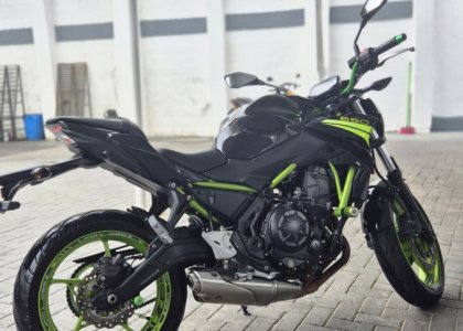 KAWASAKI Z 650 2021 Gasolina