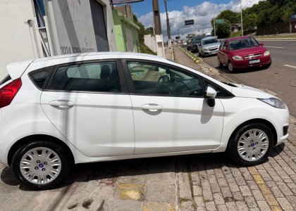 Ford Fiesta 1.5 16V Flex Mec. 5p 2015 Flex