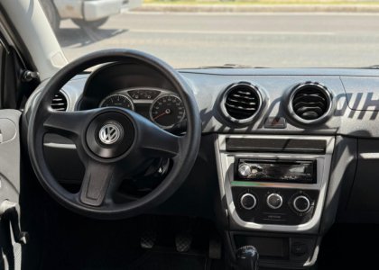 VW - VolksWagen Gol (novo) 1.0 Mi Total Flex 8V 4p 2012 Flex