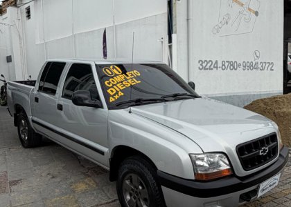 GM - Chevrolet S10 Pick-Up Std 2.8 4x4 CD TB Int.Dies. 2001 Diesel