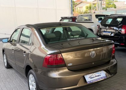 VW - VolksWagen VOYAGE TREND 1.6 Mi Total Flex 8V 4p 2009 Flex