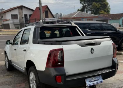 Renault DUSTER OROCH Expression 1.6 Flex 16V Mec 2016 Flex