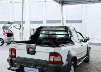 Fiat Strada Adventure1.8/ 1.8 LOCKER Flex CD 2013 Flex