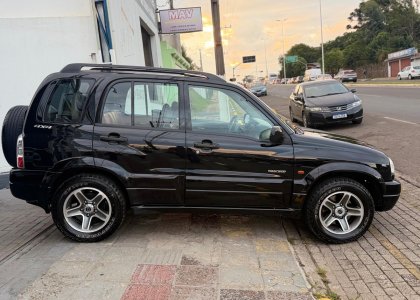 GM - Chevrolet TRACKER 2.0 16v 128cv MPFI 4x4 5p 2009 Gasolina