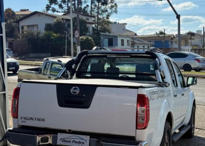 Nissan Frontier S CD 4x4 2.5 TB Diesel 2014 Diesel